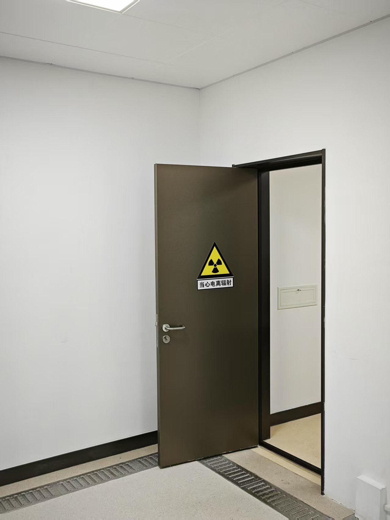 焦作CT室手动单开防护铅门